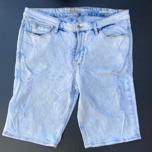 New GUESS Mens Slim Denim Short SZ 36 - Picture 1 of 8